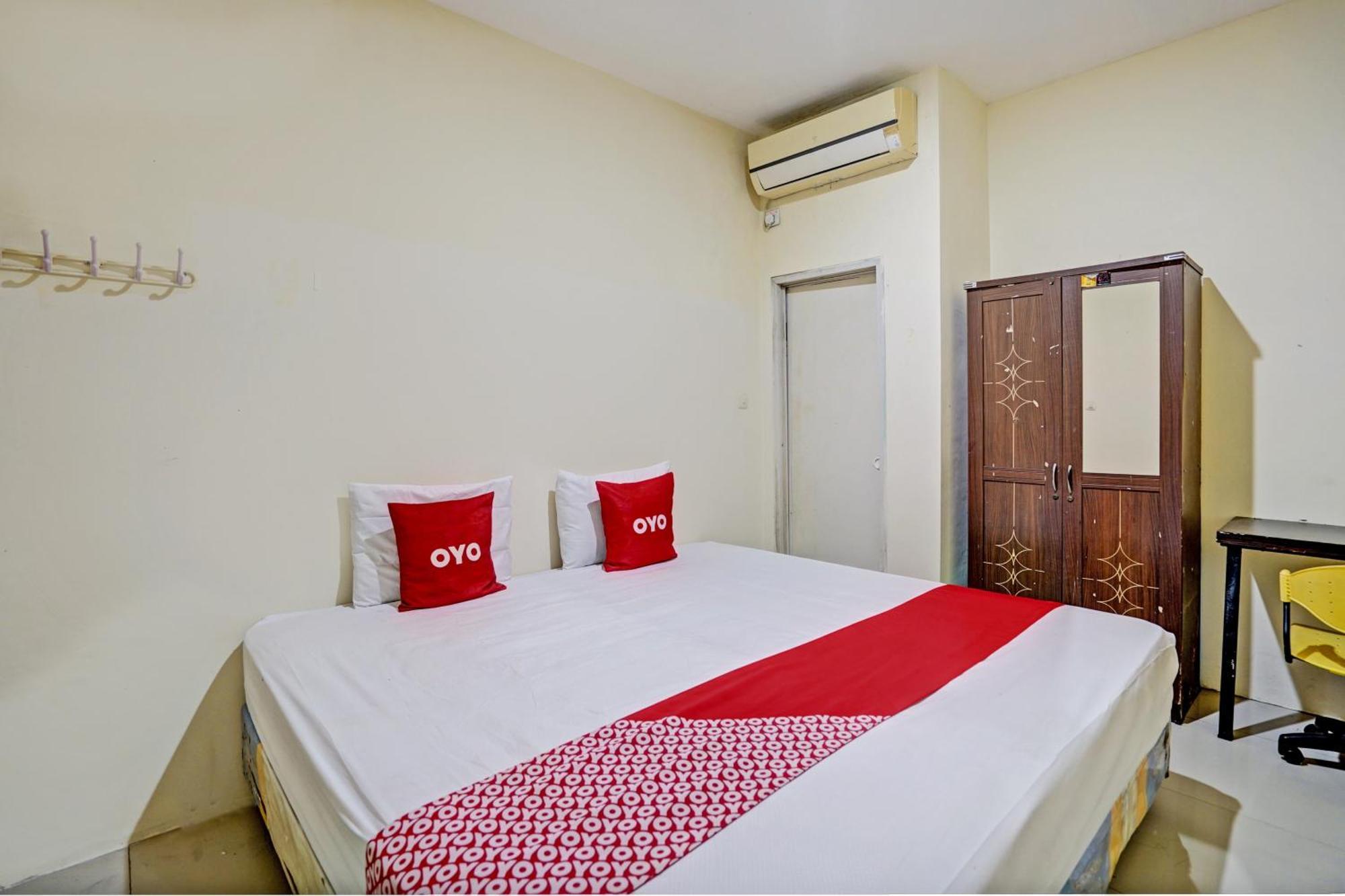 Oyo 93112 Garden Homestay 3 Merlion Surabaya Exterior photo