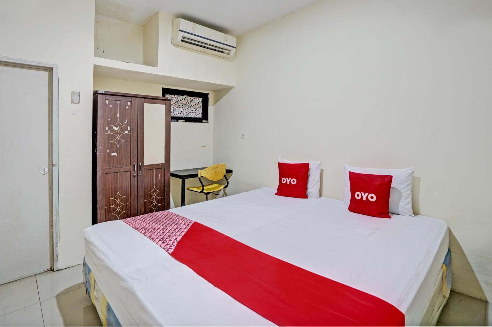 Oyo 93112 Garden Homestay 3 Merlion Surabaya Exterior photo