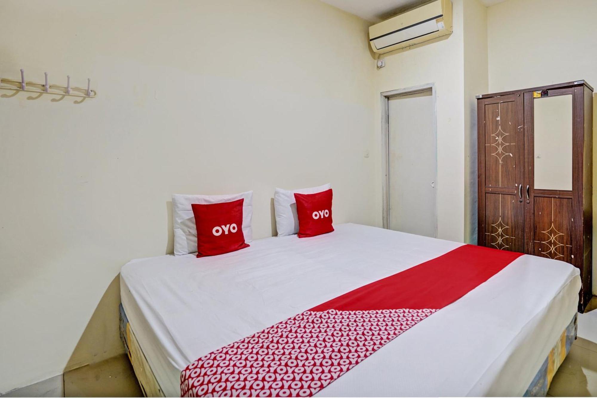 Oyo 93112 Garden Homestay 3 Merlion Surabaya Exterior photo